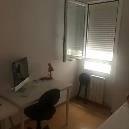 Piso En El Casco Historico, Aparcamiento Gratuito * Zaragoza